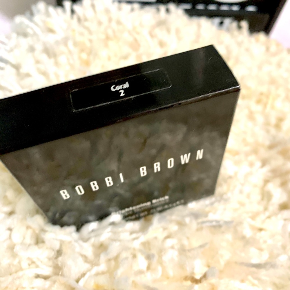 Brand New: Bobbi Brown Brightening Brick